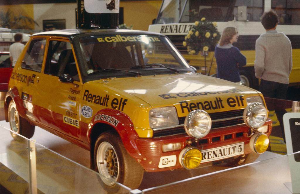 Autos-029.jpg - Renault R5