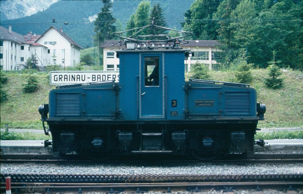 B1_eisenbahn_0054.jpg - Zugspitzbahn im Sommer 1982