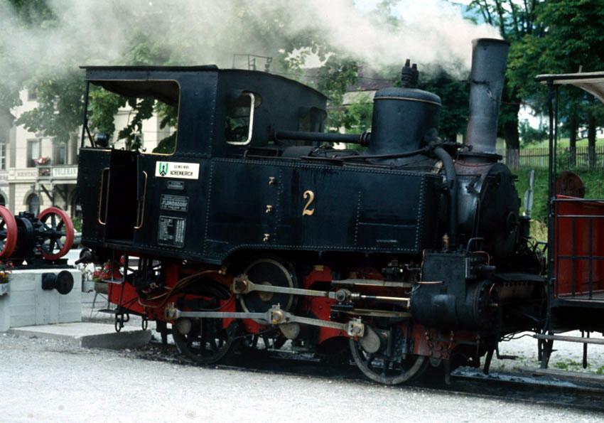 eisenbahn_achenseebahn1.jpg - Achenseebahn in Jenbach - Dampflok 2 - Sommer 1975