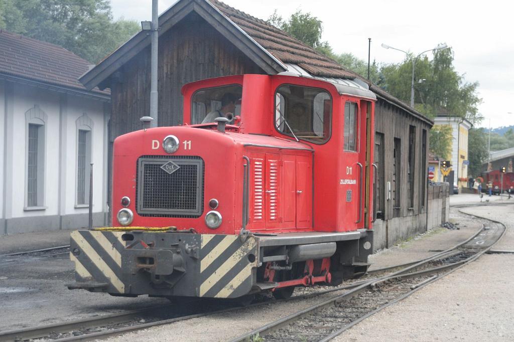 Zillertalbahn-2005-02.jpg - Diesellok der Zillertalbahn